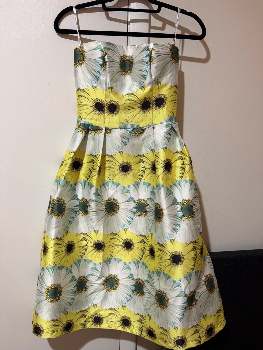 Chi Chi London Yellow & White Floral Sunflower Party Dress